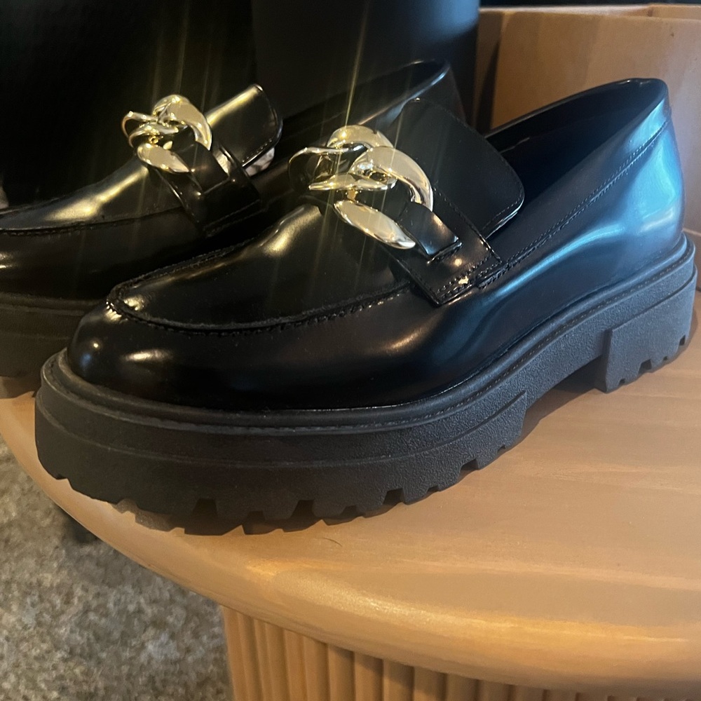 Brand new Steve Madden Black Loafers